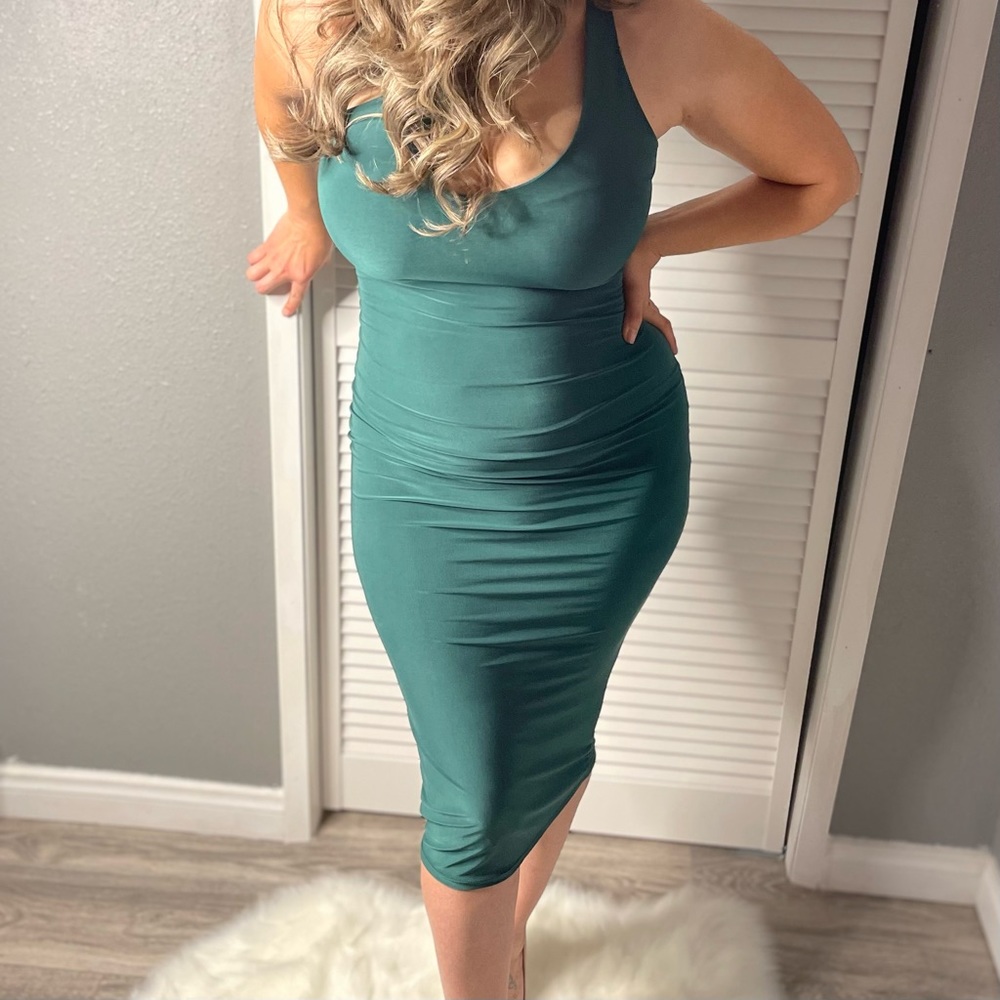 New-Mia cut out one shoulder dress double layer 🔥Hunter green